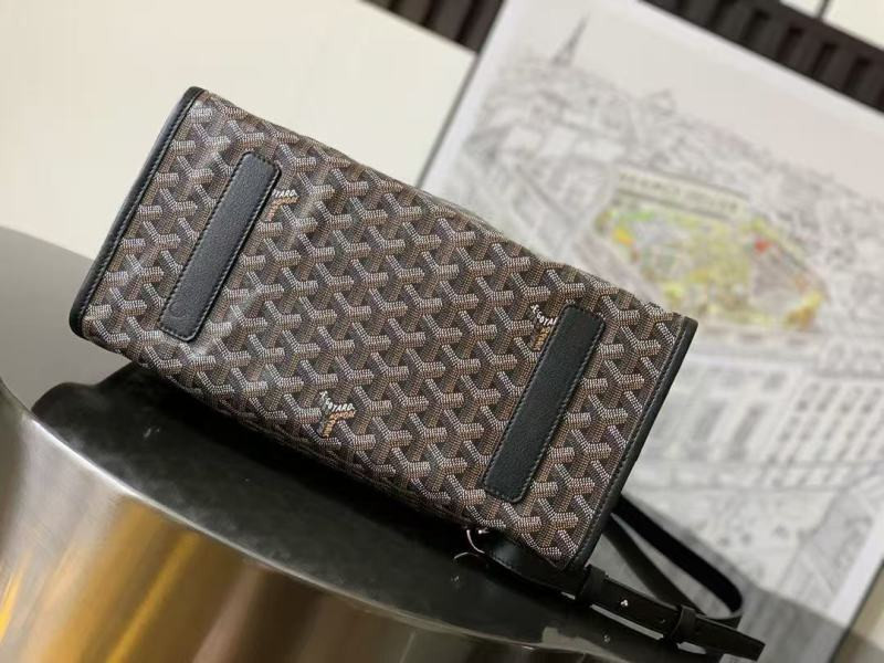 G09ard saint leger backpack