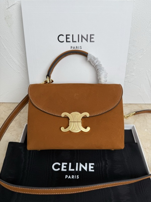 Ce1i*e embraces refinement with the nino bag