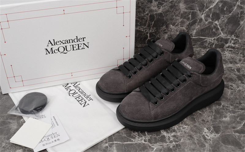 a1exa*der Mcqv*en sneaker