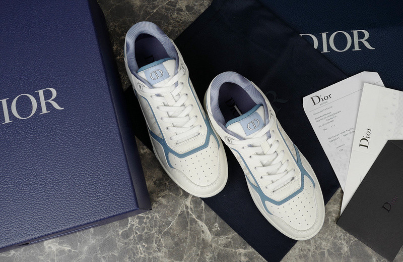 D10r sneakers