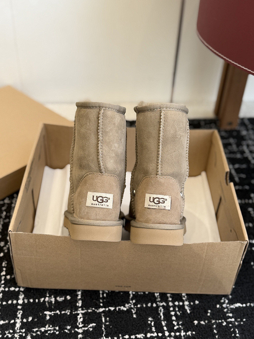 ugg x Ch*0me He**ts boots