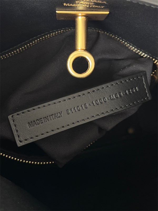 Ba1en*iaga bel air small hobo bag