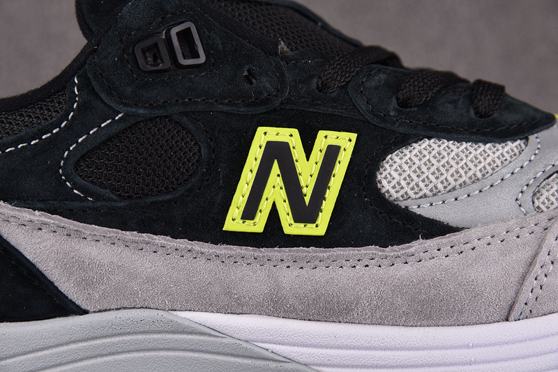 New Balance 992 MiUSA Black Grey Volt Men