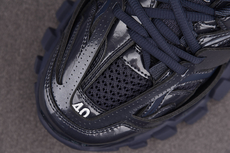 Ba*len*cia*ga track 542023 w1th 1904