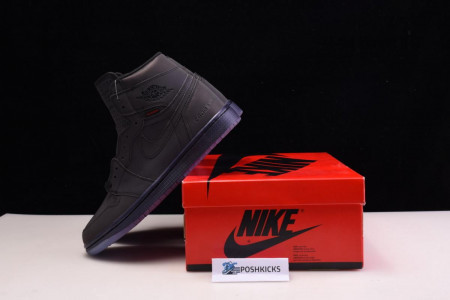 AIR JORDAN 1 RETRO HIGH FEARLESS ZOOM BV0006-900