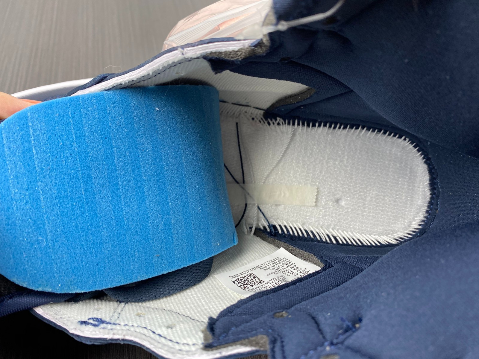 AIR JORDAN 1 HIGH OG “ATMOSPHERE” DD9335-641