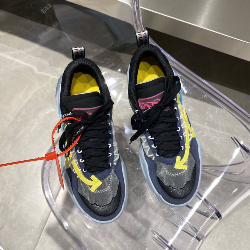 OW C/O ODSY-1000 SPORTS SHOES