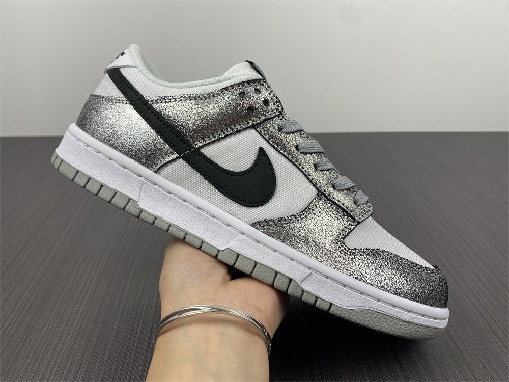 NIKE DUNK LOW SHIMMER DO5882-001