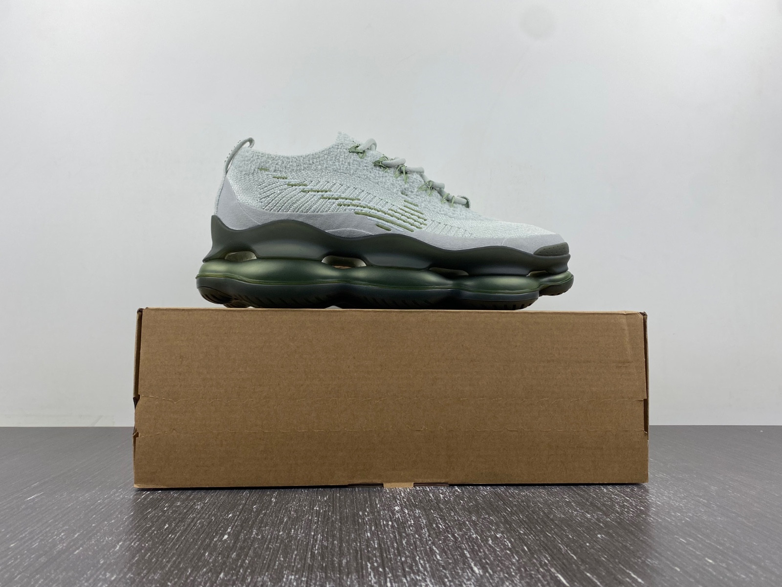 NIKE Air Max Scorpion Flyknit DJ4701 005