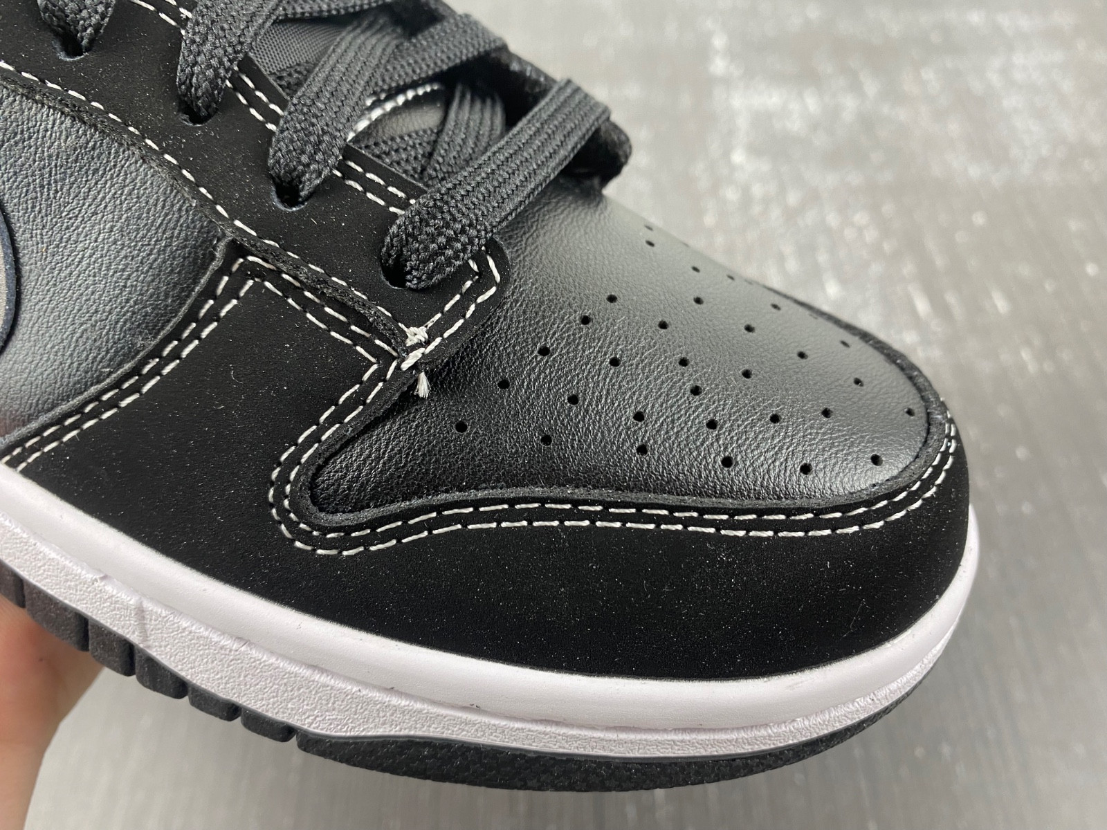 Nike Dunk Low "Black/Grey" (Airbrush) FD6923-001