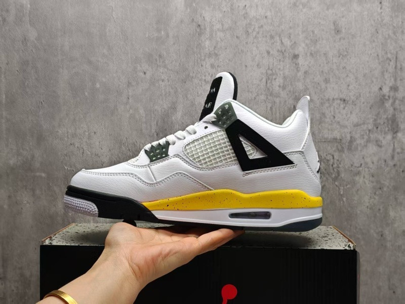Air Jordan 4 Tour Yellow 2026 IO2463-102