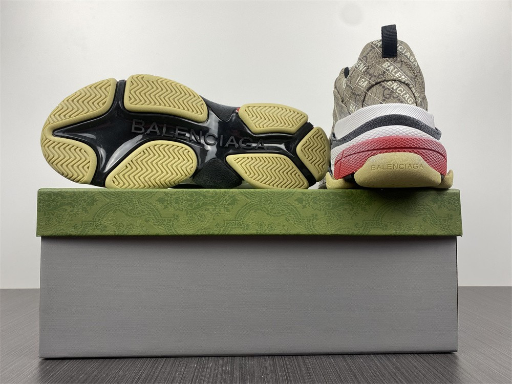 Ba*len*cia*ga triple s 677192 ulz10 9795