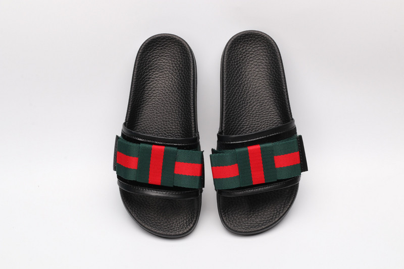 GUC LEATHER SLIDE