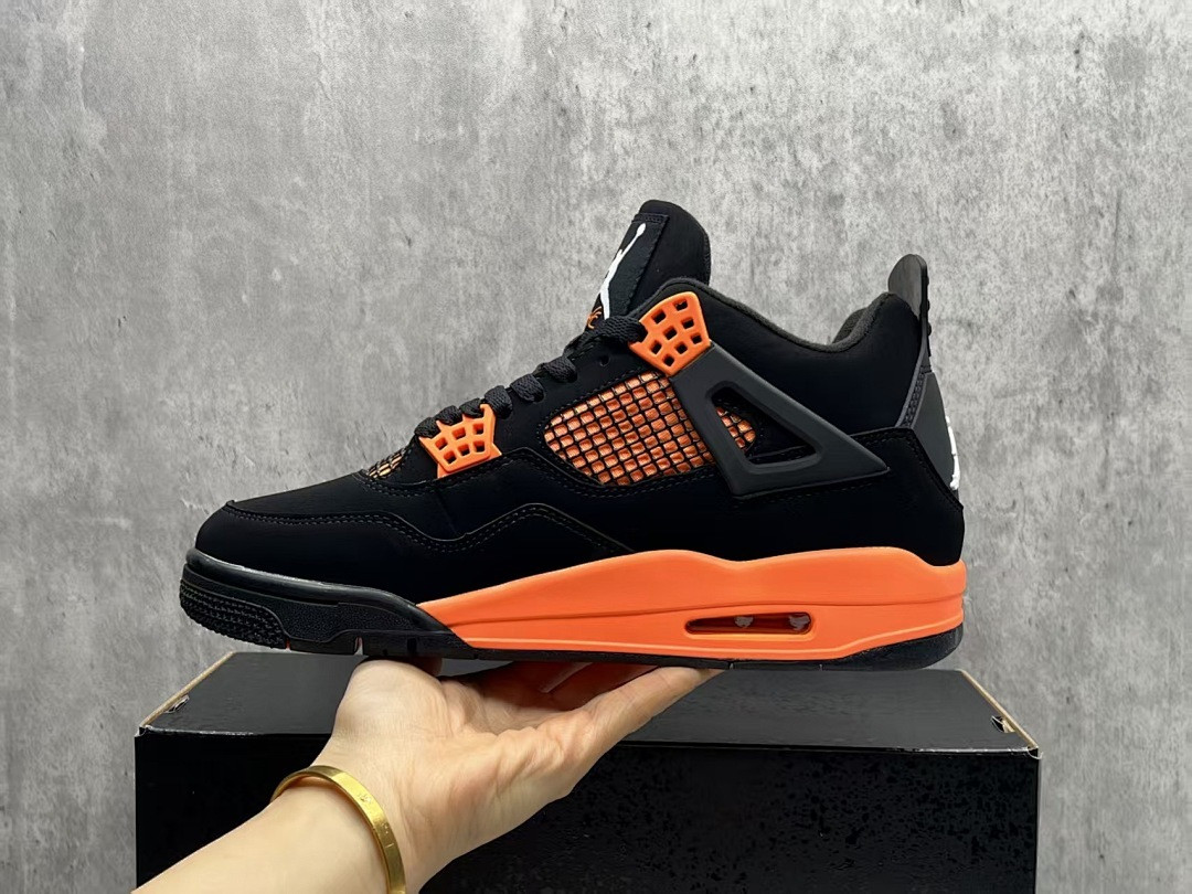 Air Jordan 4 Retro “Orange Thunder”