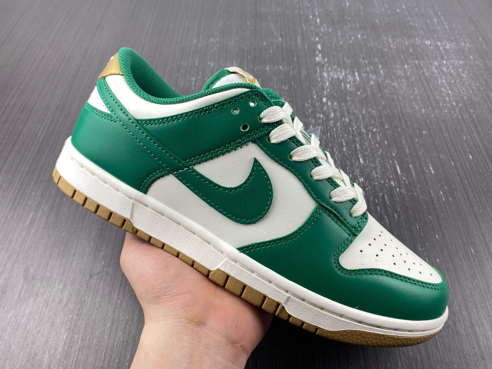 Nike Dunk Low Green White Metallic Gold FB7173-131