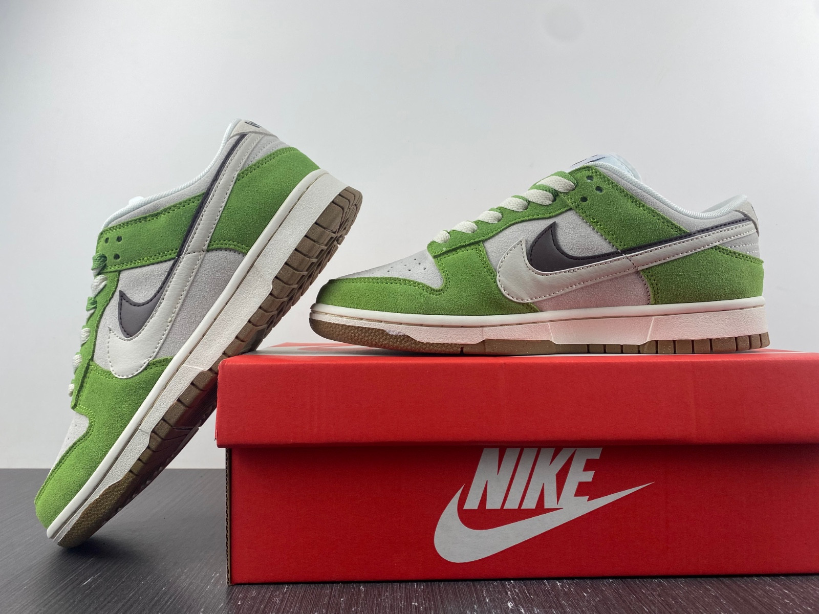 Nike Dunk Low SE "85" | DO9457-100