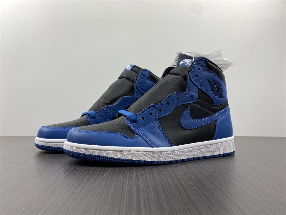 Air Jordan 1 Retro High OG “Dark Marina Blue” 555088-404