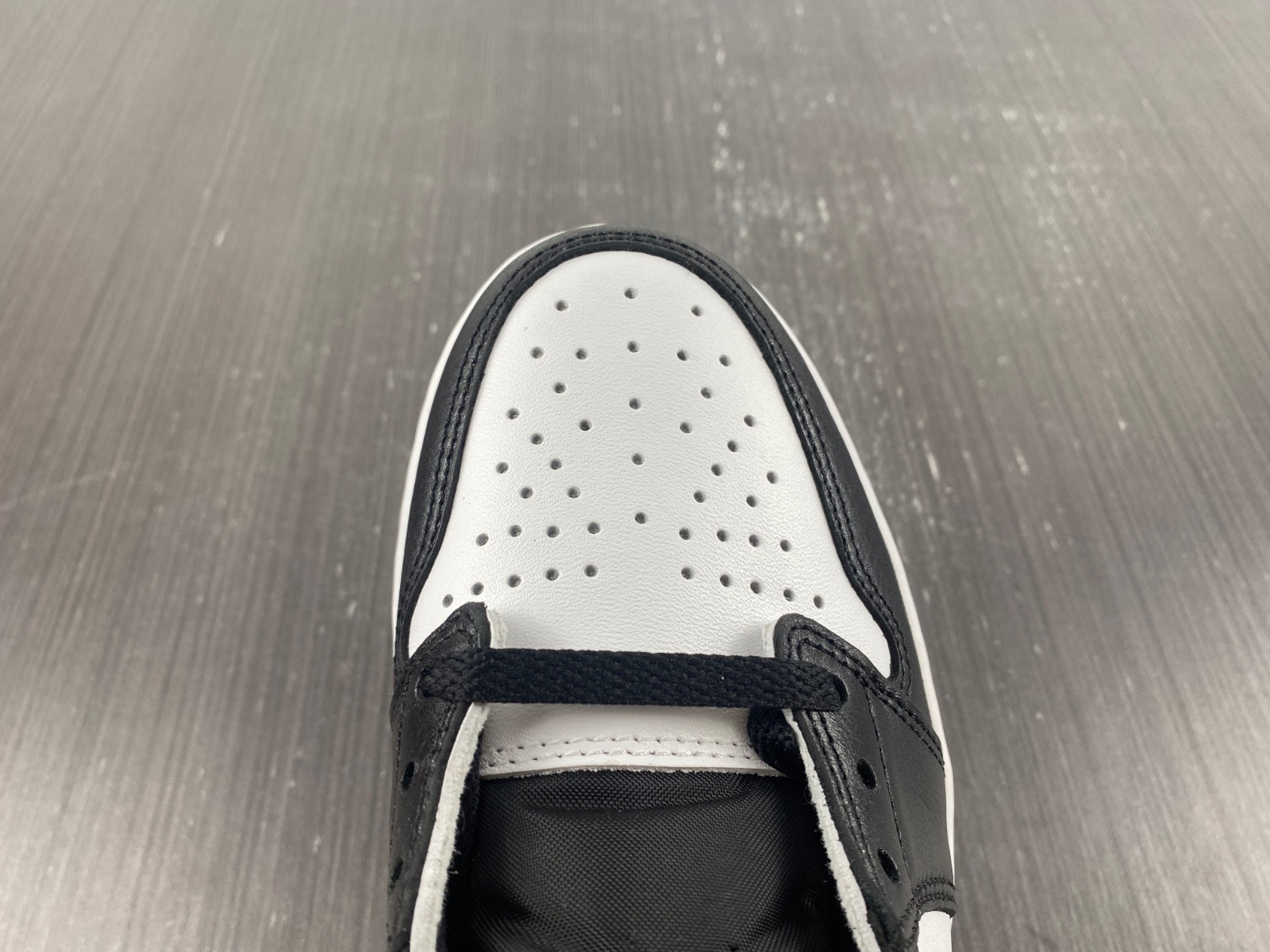 Jordan 1 Retro Low OG UNC CZ0790--104