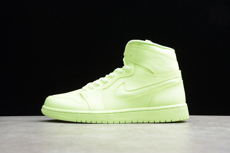 AIR JORDAN 1 WMNS BARELY VOLT AH7389-700