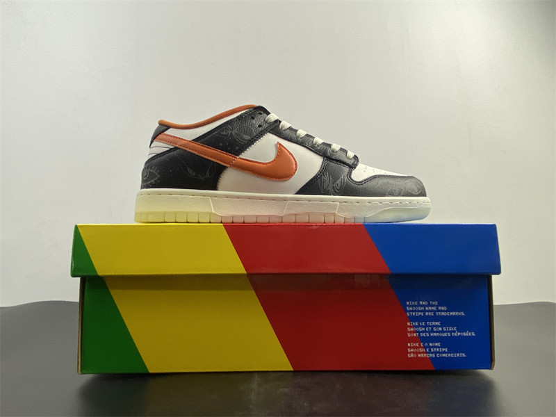 NIKE DUNK LOW “HALLOWEEN” DD3357-100