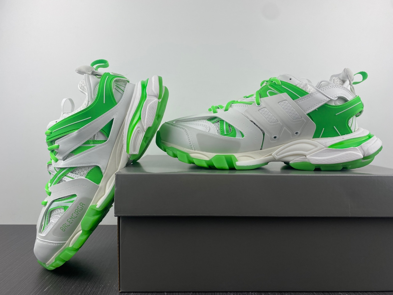 Ba*len*cia*ga track trainer 542023-w3rl1-9035