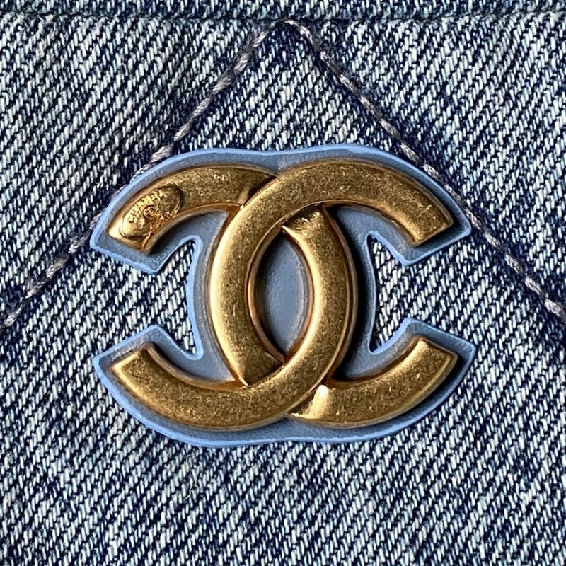 Ch**el shopping bag in shiny lambskin (as5740)