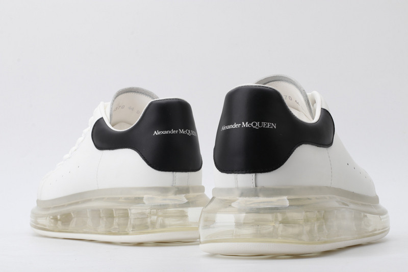 a1exa*der Mcqv*en sneaker