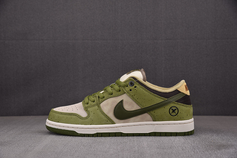 Yuto Horigome Nike SB Dunk "Asparagus" HF8022-300
