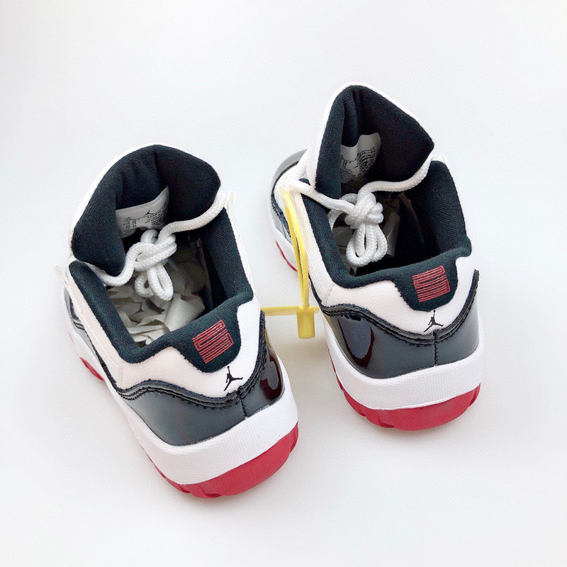 AIR JORDAN 11 KIDS SHOES
