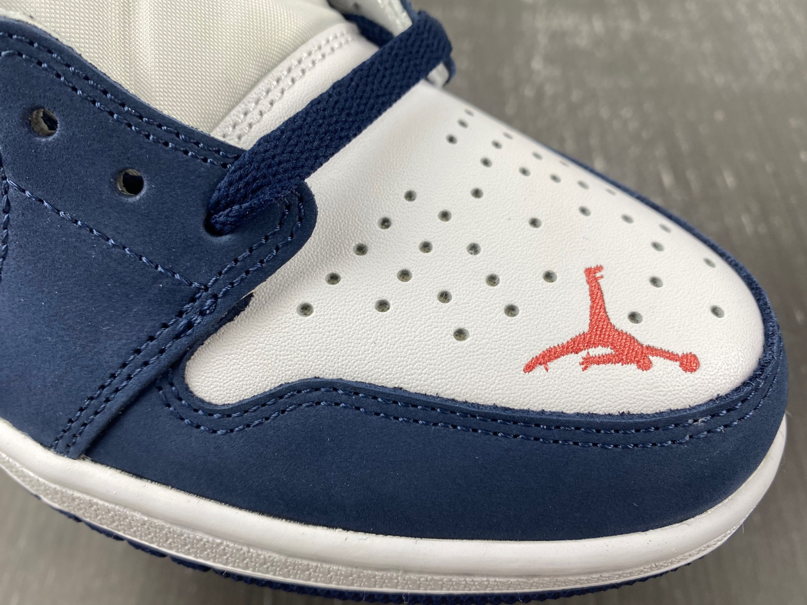 AIR JORDAN 1 LOW "Eric Koston - Midnight Navy" CJ7891 400