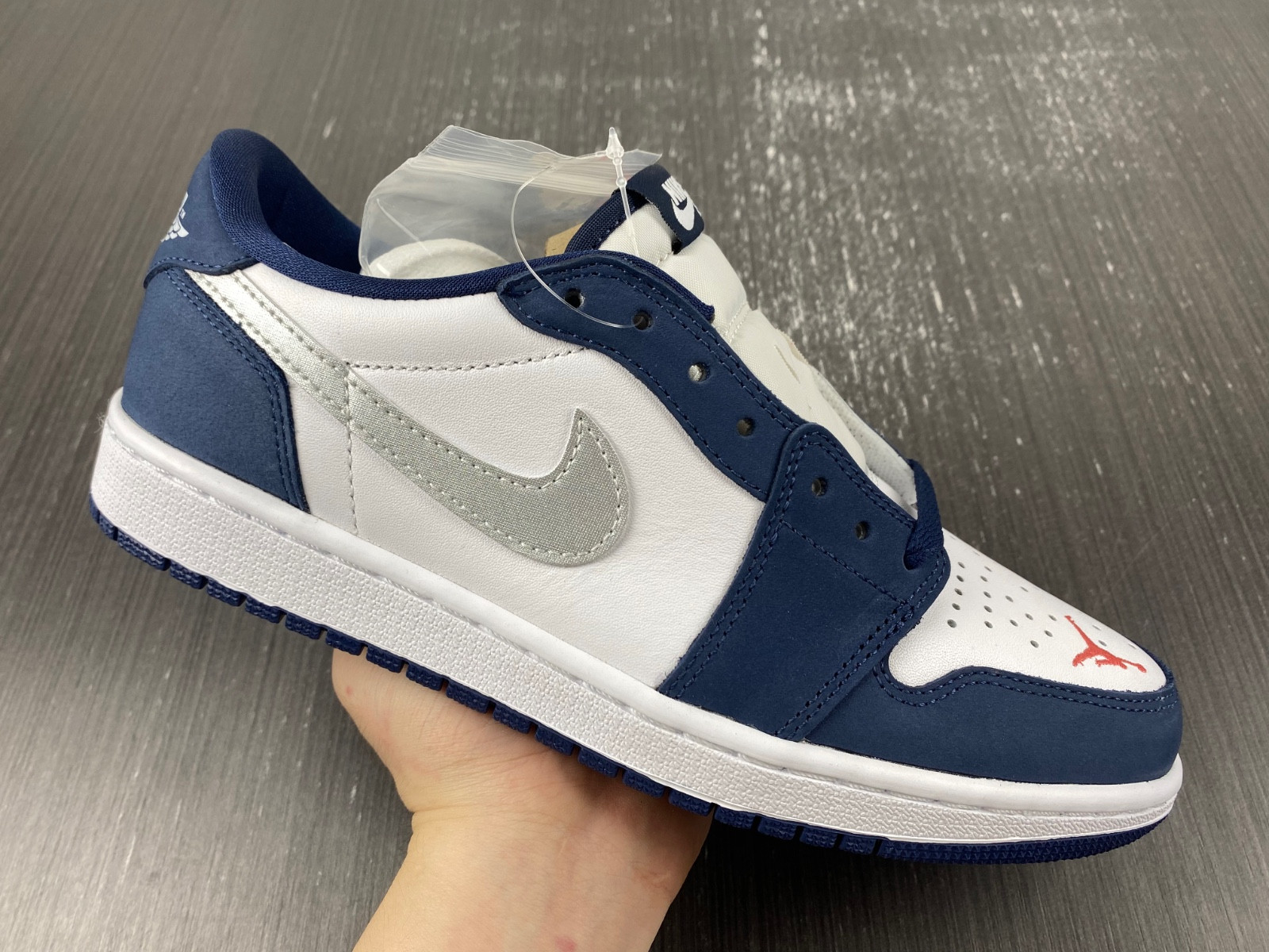 AIR JORDAN 1 LOW "Eric Koston - Midnight Navy" CJ7891 400