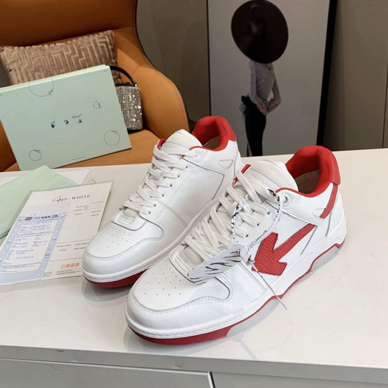 Off-White c/o Virgil Abloh