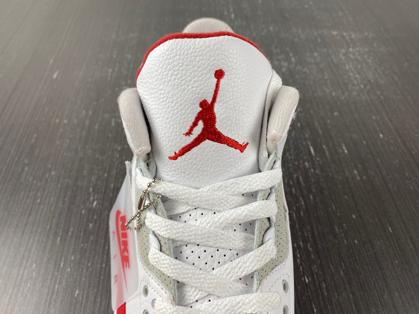 Jordan 3 Retro Tinker White University Red CJ0939-100