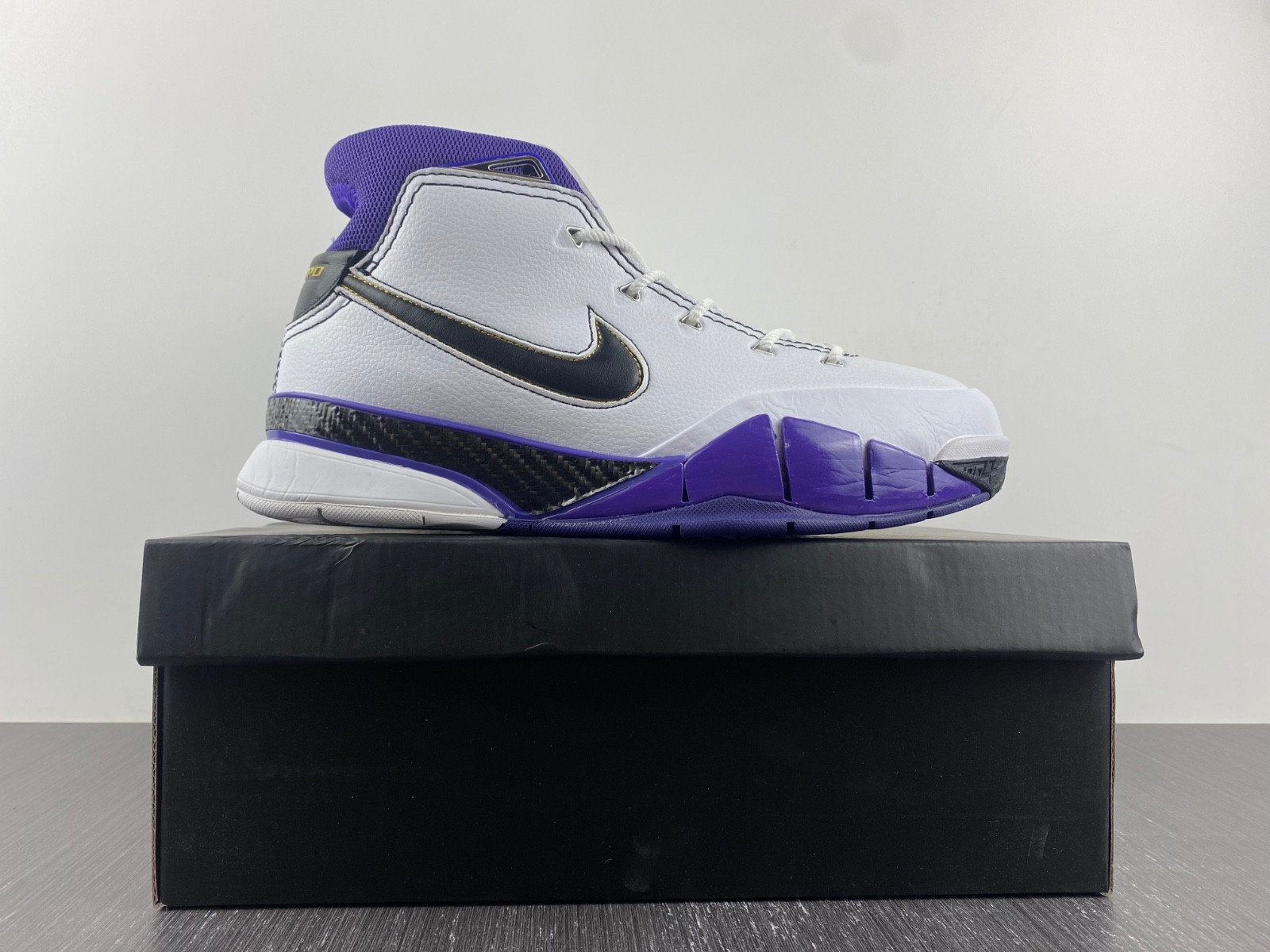 Nike Kobe 1 Protro 81 Pt Game - AQ2728-105