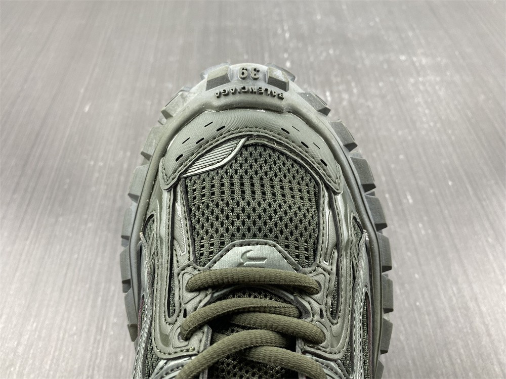 Ba*len*cia*ga bouncer chunky-sole sneakers