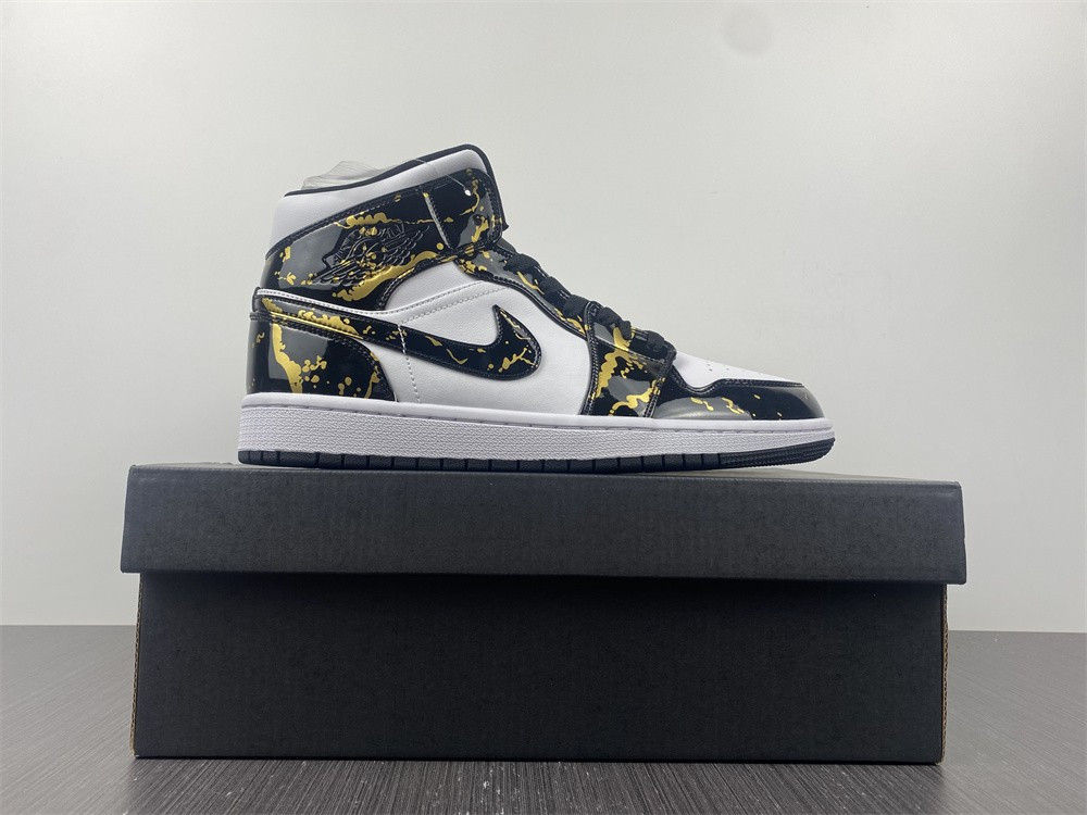 AIR JORDAN 1 MID 554724-132