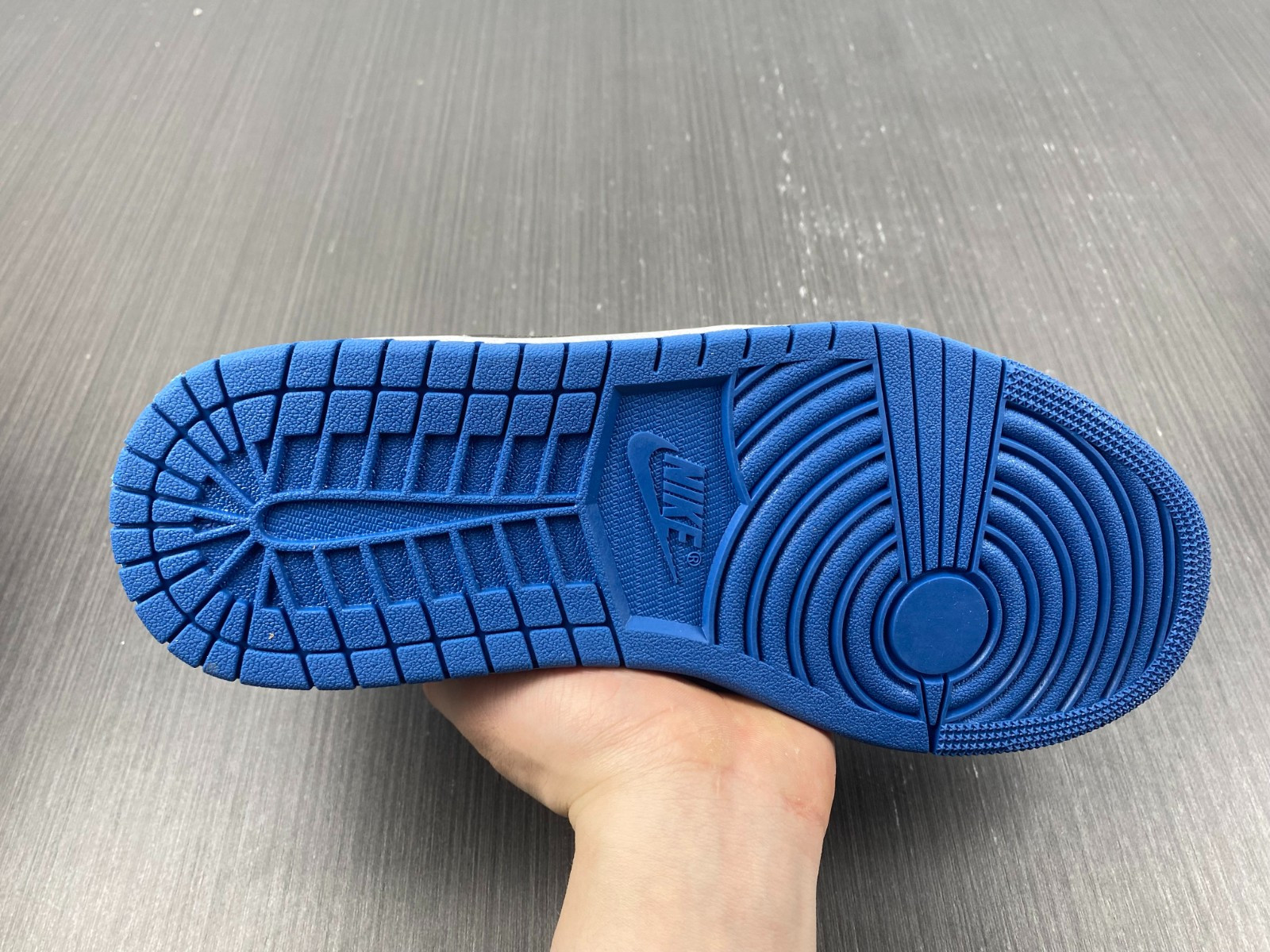 Jordan 1 Low SE True Blue DM1199-140