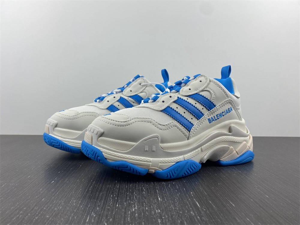 Ba*len*cia*ga triple s 71021 w5rh1 0680