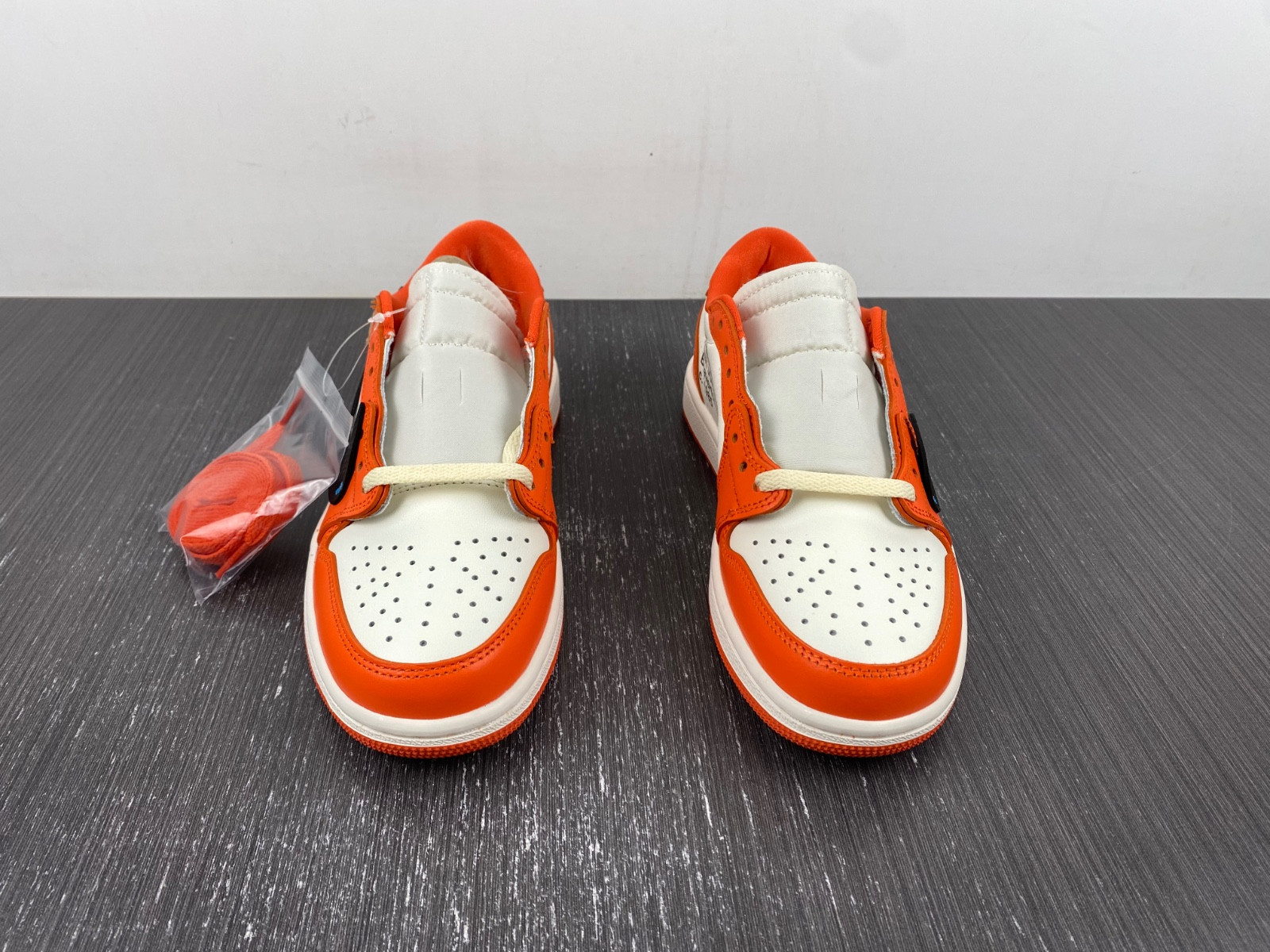 Air Jordan 1 Low OW Sneaker CZ0790-113