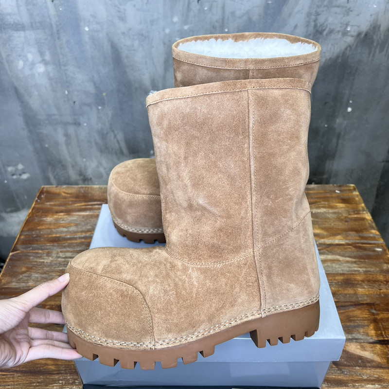 Ba1en*iaga alaska faux shearling low boots