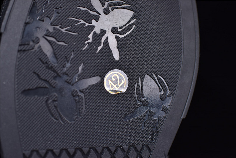 D B23 HIGH-TOP SNEAKERS