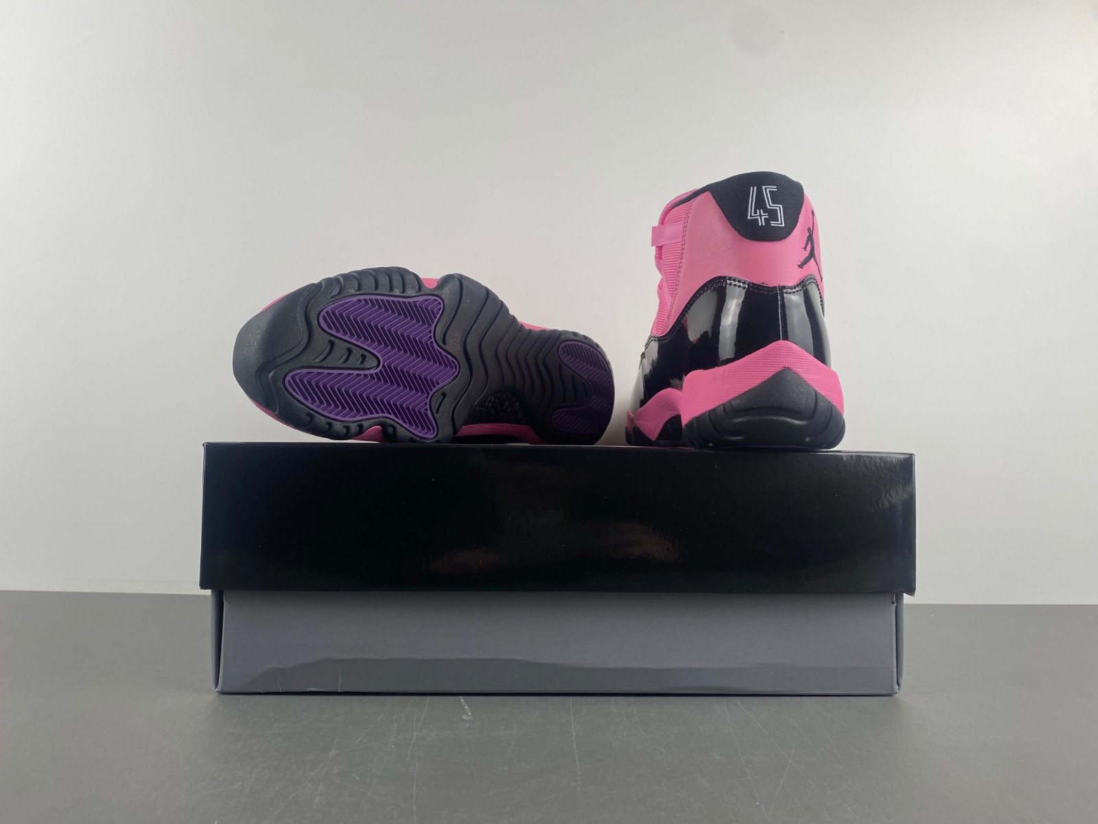 Air Jordan 11 Custom “Pink and Black” CT8012 500