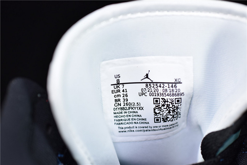 Air Jordan 1 Mid AJ1 852542-146