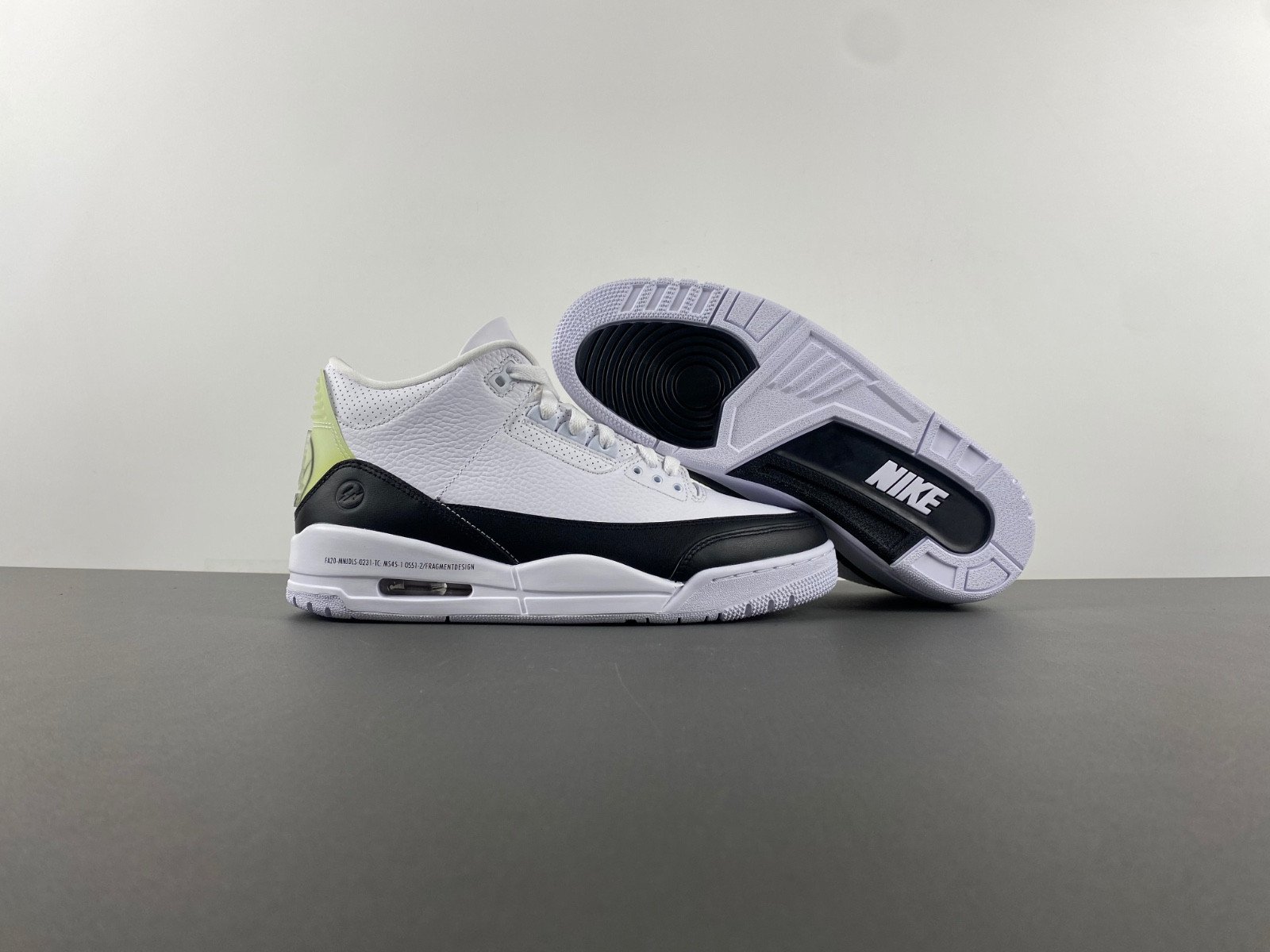 Air Jordan 3 Fragment SP White Mens basketball shoes DA3595 100