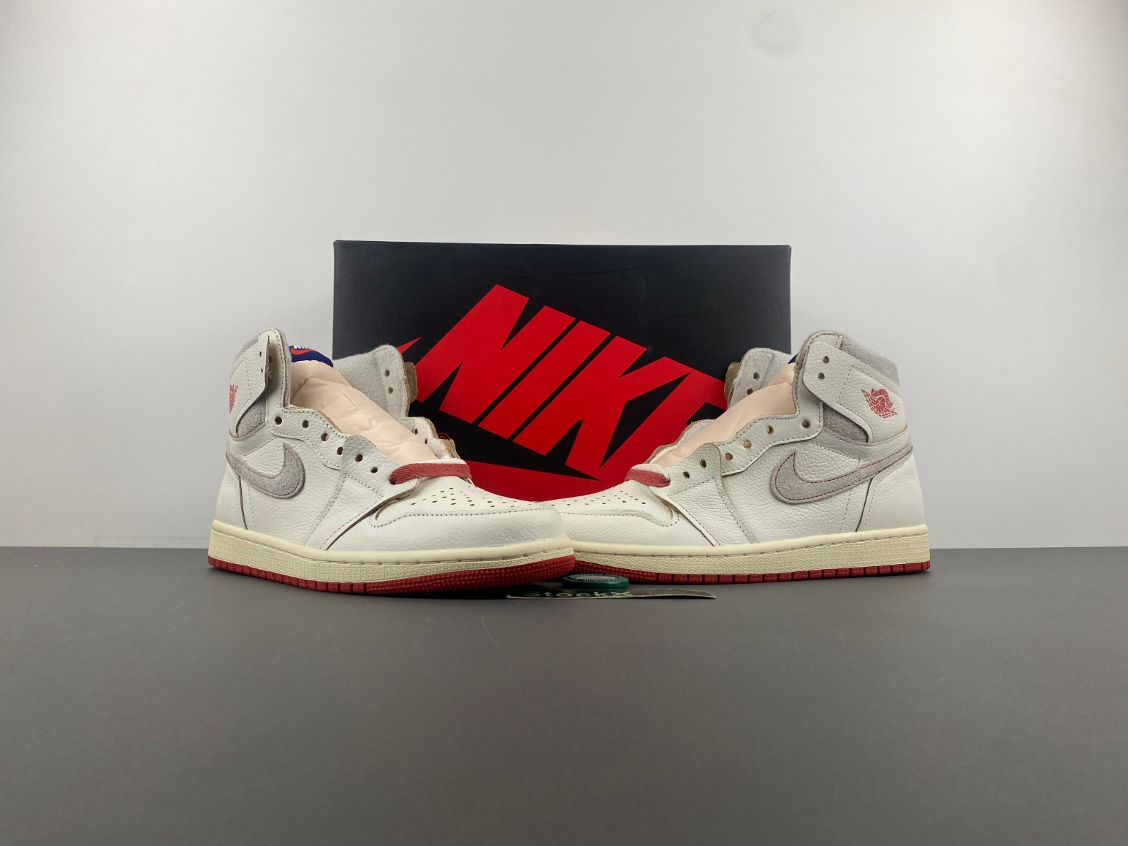 Air Jordan 1 High OG Rare Air Cinnabar DB4612-100