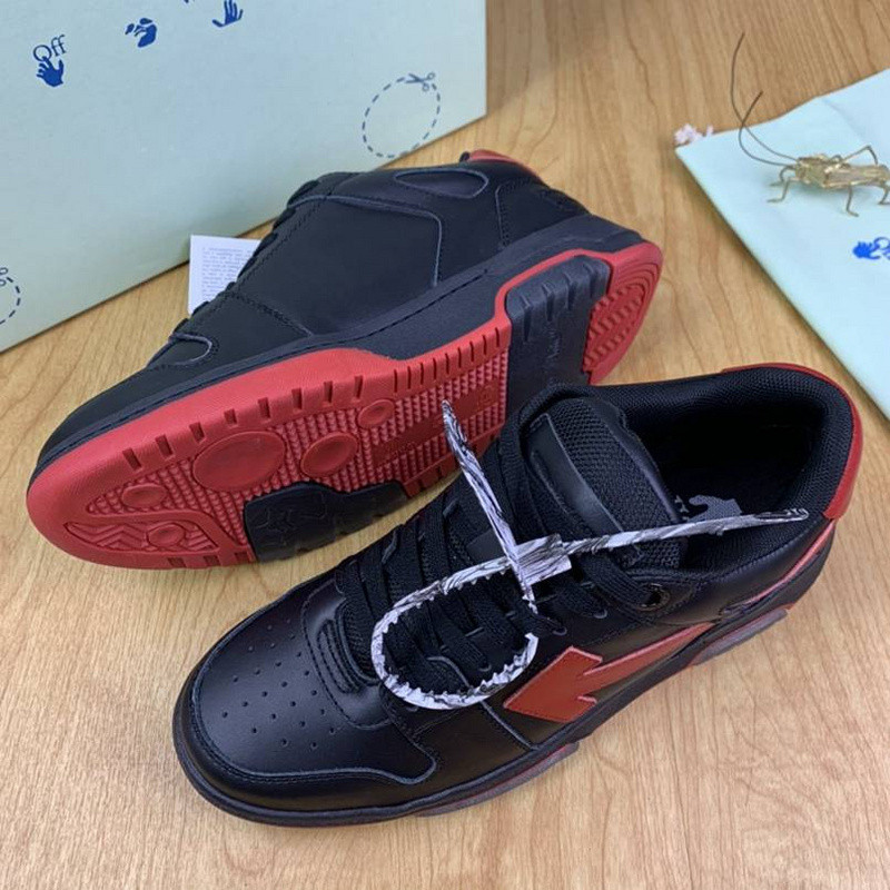 Off-White c/o Virgil Abloh