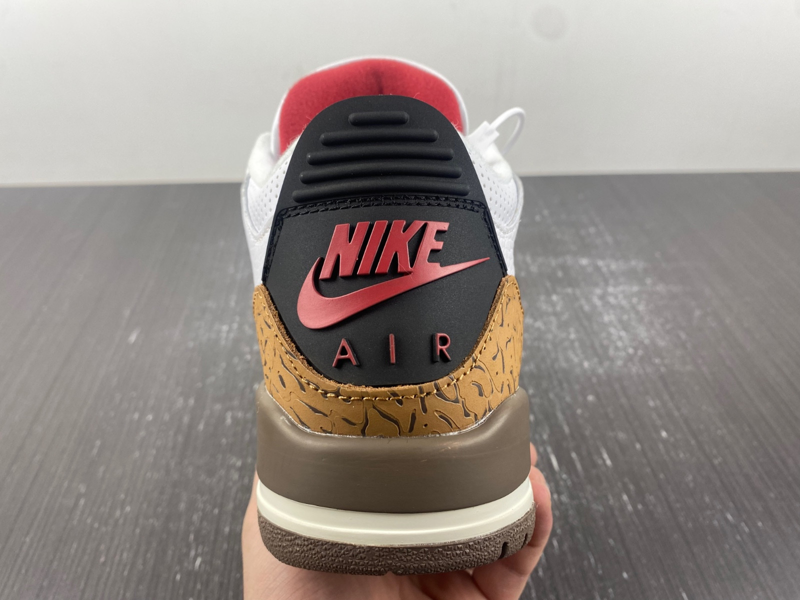 Travis Scott x Air Jordan 3 “Palomino” CT8532-120