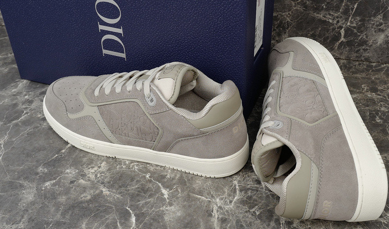 D10r sneakers