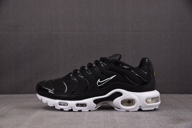 Nike Air Max Plus Black Womens | DM2362-001