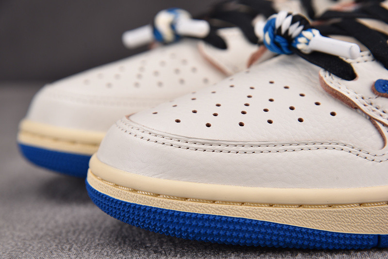 Travis Scott x Fragment x Air Jordan 1 Low OG DM7866-104